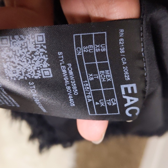 GUESS Oversized Black Faux Fur Coat Women’s XS (Fits M/L) | Snap Button Longline - Picture 11 of 12
